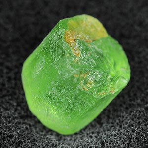 Peridot Rohedelstein